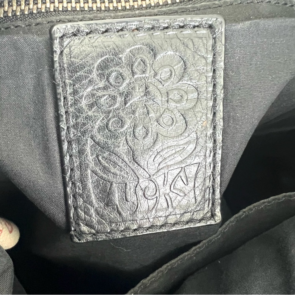 LUCKY BRAND Gray Pebbled Leather Black Braided Handles Stitching Shoulder Tote - Picture 9 of 12